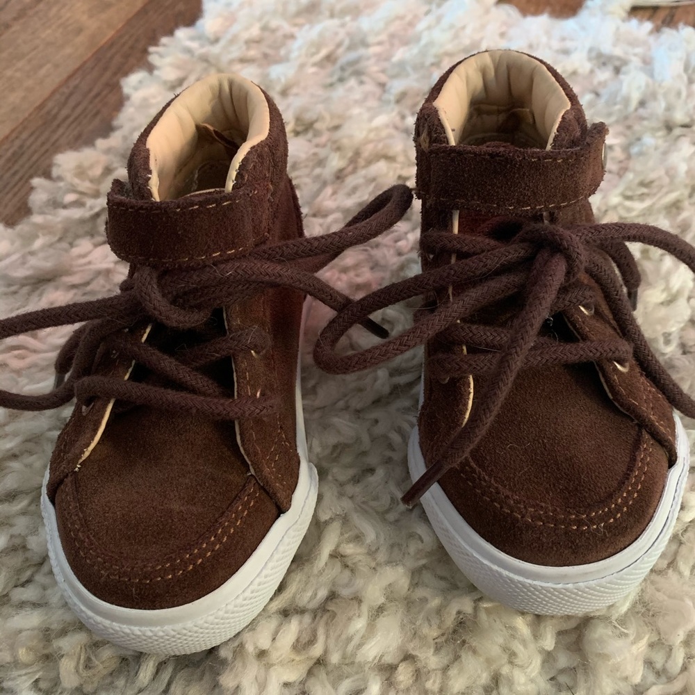 Janie and Jack Brown Suede Sneakers - Toddler Boy